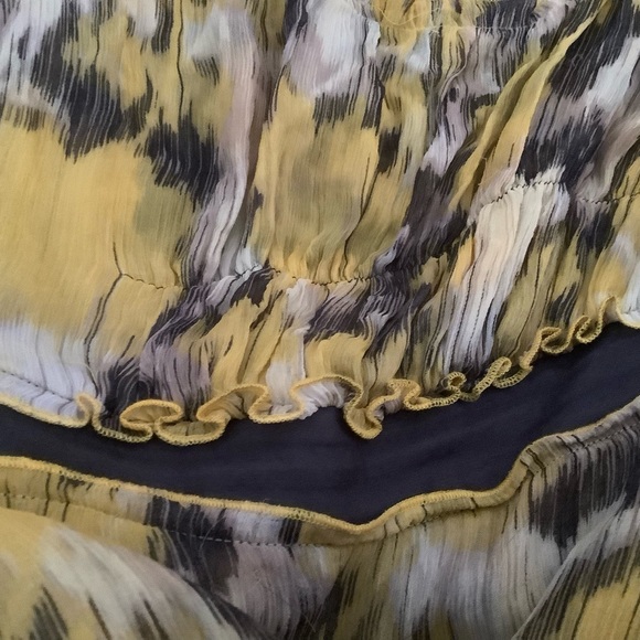 Y2K BCBGmaxazria fairy core boho top cap sleeve yellow and beige 100% silk S - Picture 6 of 9